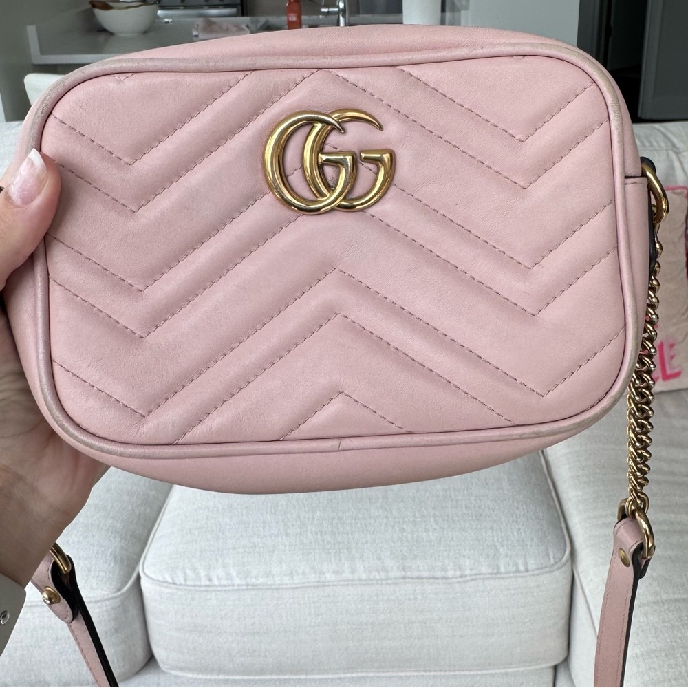 Gucci Pink Bag with Zipper Closure